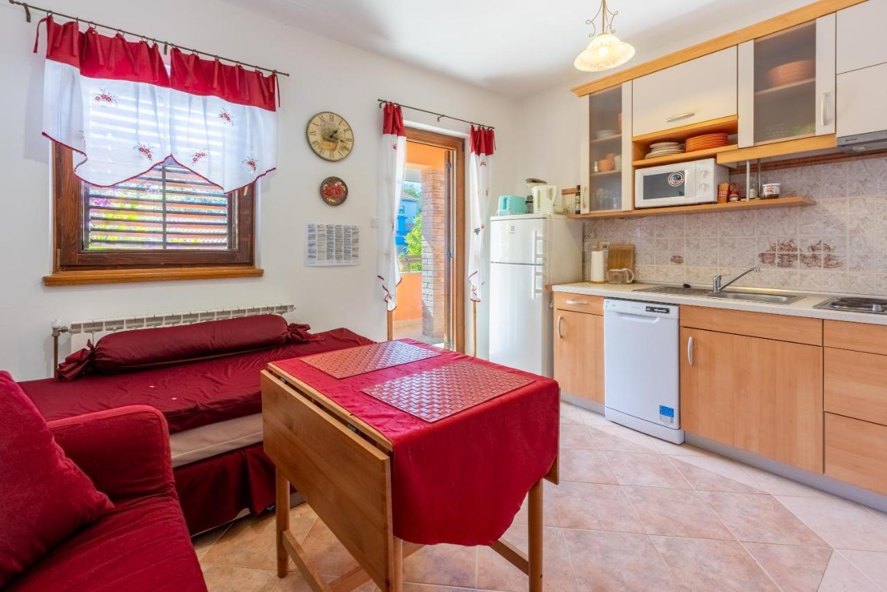 Apartments Villa Mavero Banjole Eksteriør billede